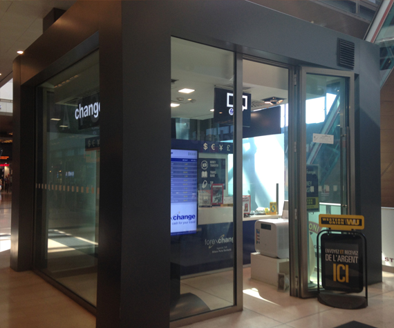 Milano - Porta Garibaldi Station - Counter